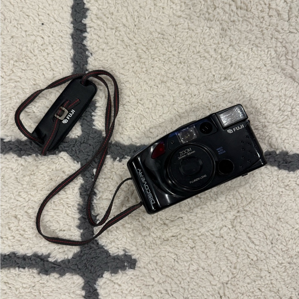 Fujifilm Black Discovery Zoom Camera
